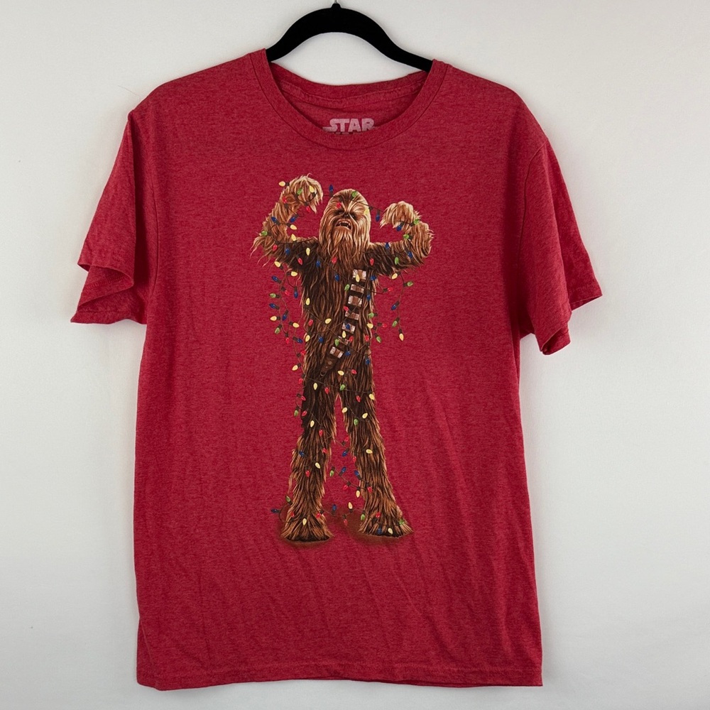 Star Wars Red Chewbacca Christmas Lights Graphic Tee Size Medium Women’s